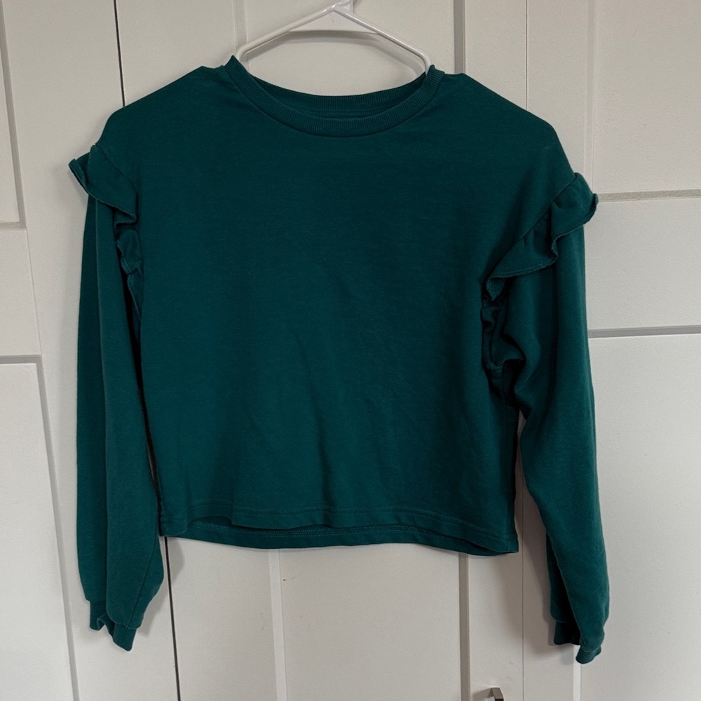 Teal Ruffle Sleeve Sweatshirt with Cropped white Sweater